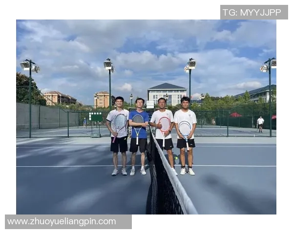 上海网球队的训练与比赛节奏解析及其对网球发展的影响